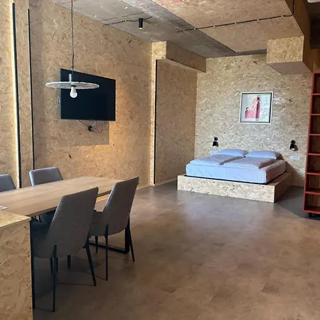 Delo 2.0. 류블랴나